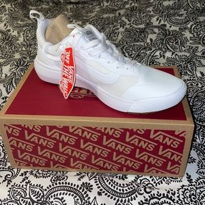 BRAND NEW NWT Vans Ultrarange Exo